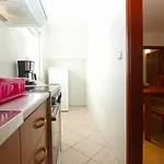 Apartment Alma 1600