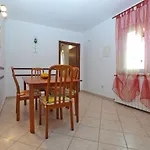 Alma 1600 Apartment
