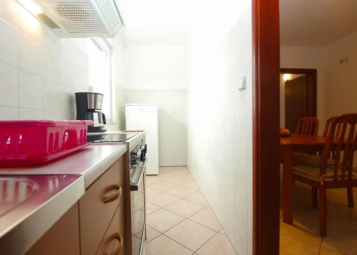 Apartment Alma 1600