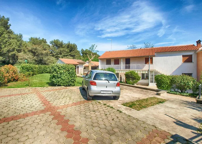 Apartment Alma 1600 Pula