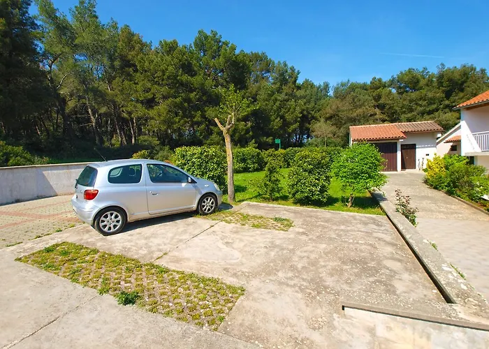 Апартаменты Alma 1600 Пула